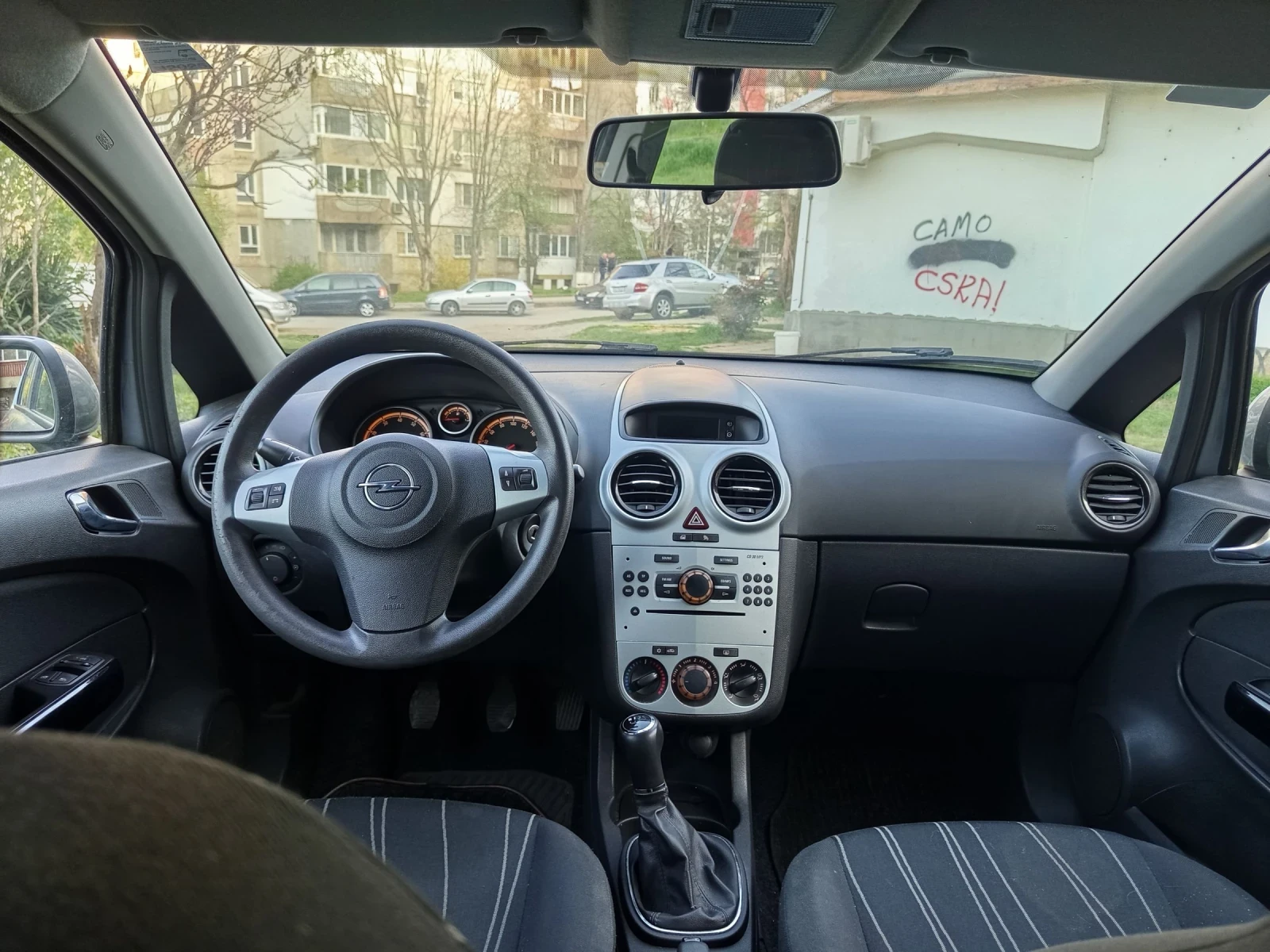 Opel Corsa 1.2i, снимка 11 - Автомобили и джипове - 54230196