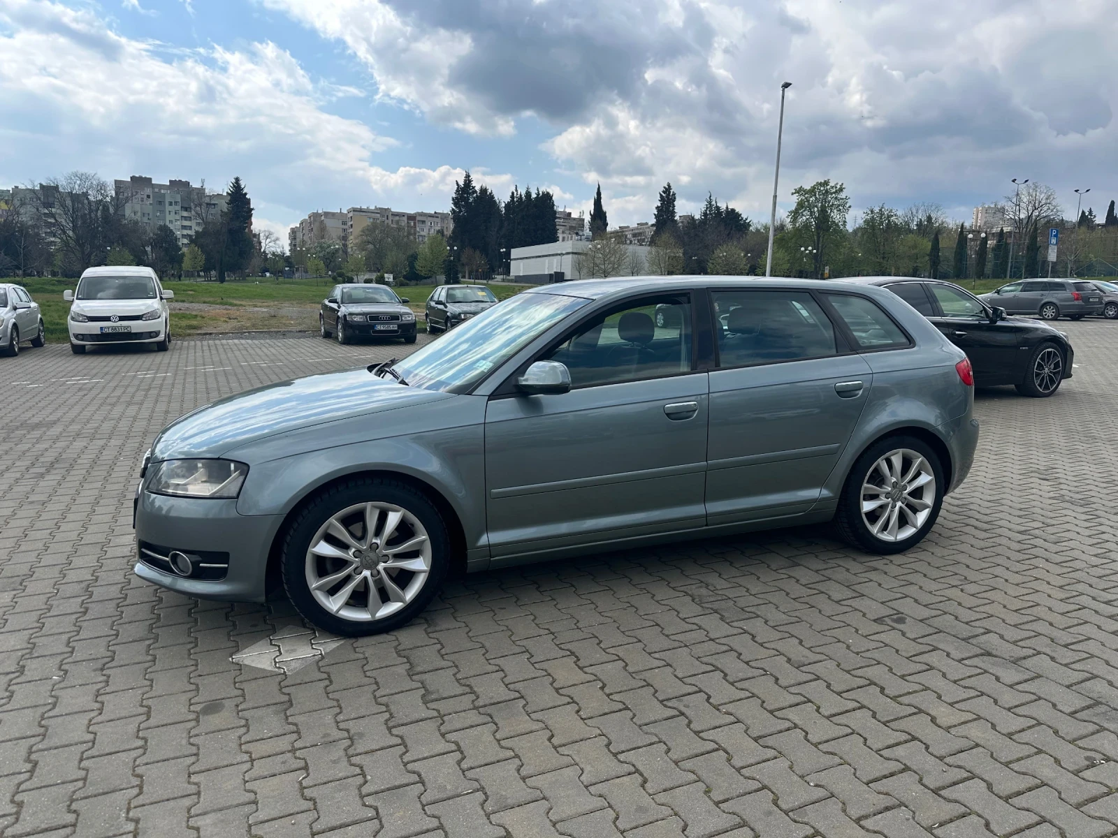 Audi A3 Sportback Tfsi , снимка 4 - Автомобили и джипове - 54679506