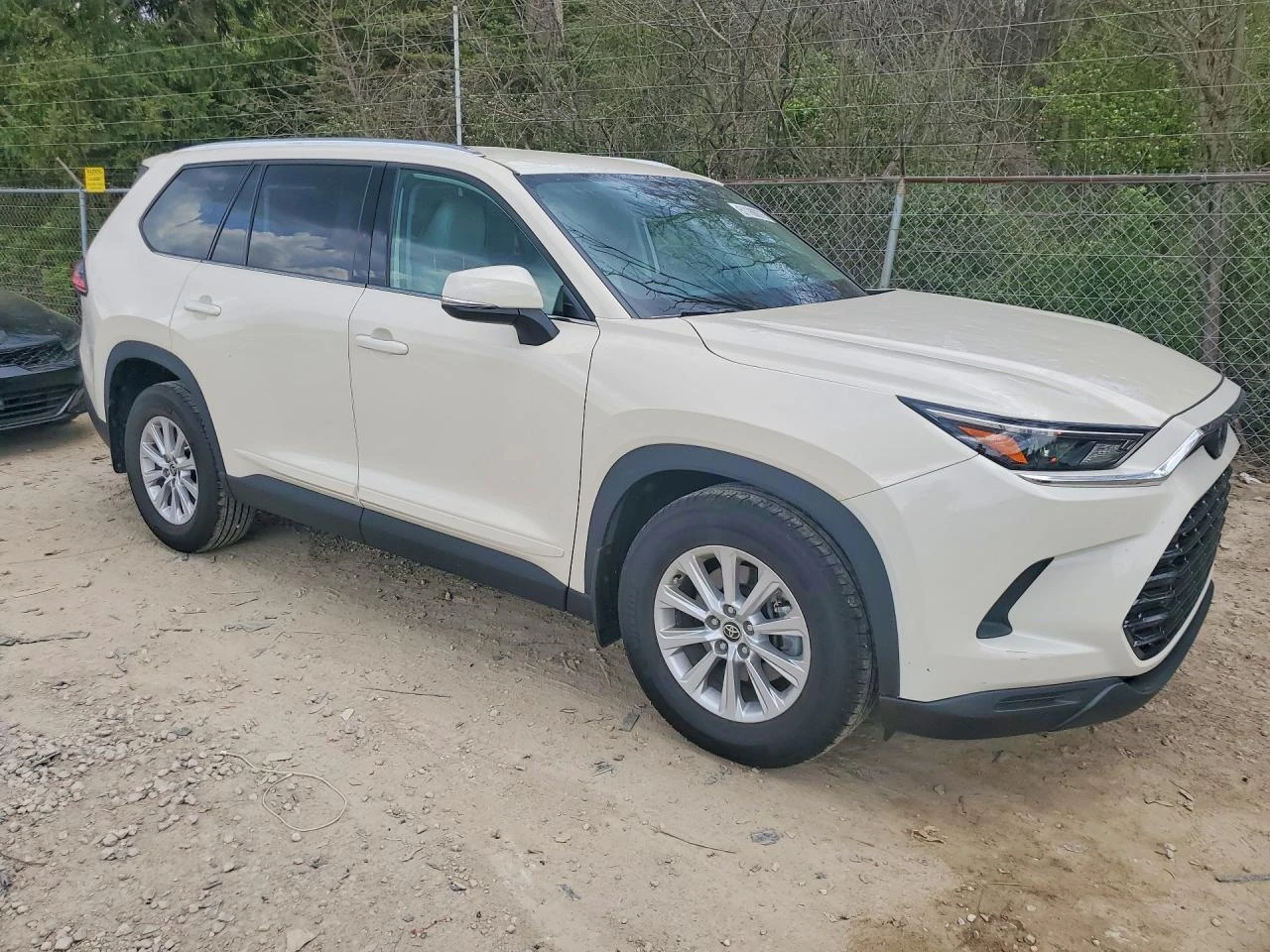 Toyota Grand Highlander 2.4l Xle, снимка 4 - Автомобили и джипове - 54416078