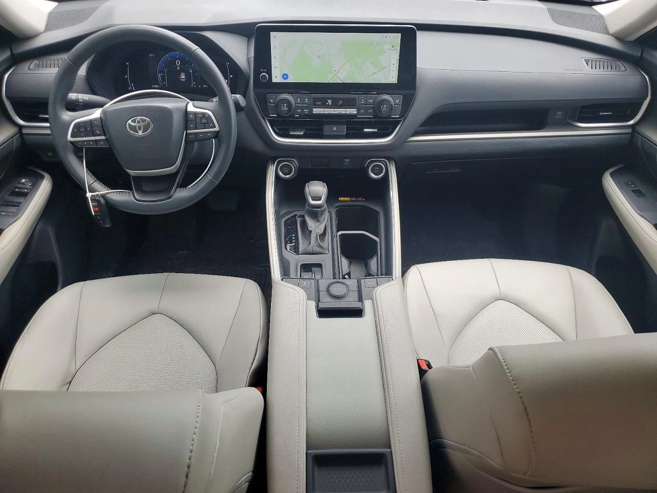 Toyota Grand Highlander 2.4l Xle, снимка 8 - Автомобили и джипове - 54416078