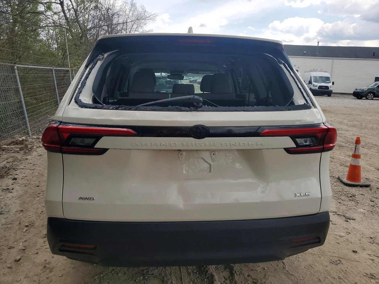 Toyota Grand Highlander 2.4l Xle, снимка 6 - Автомобили и джипове - 54416078