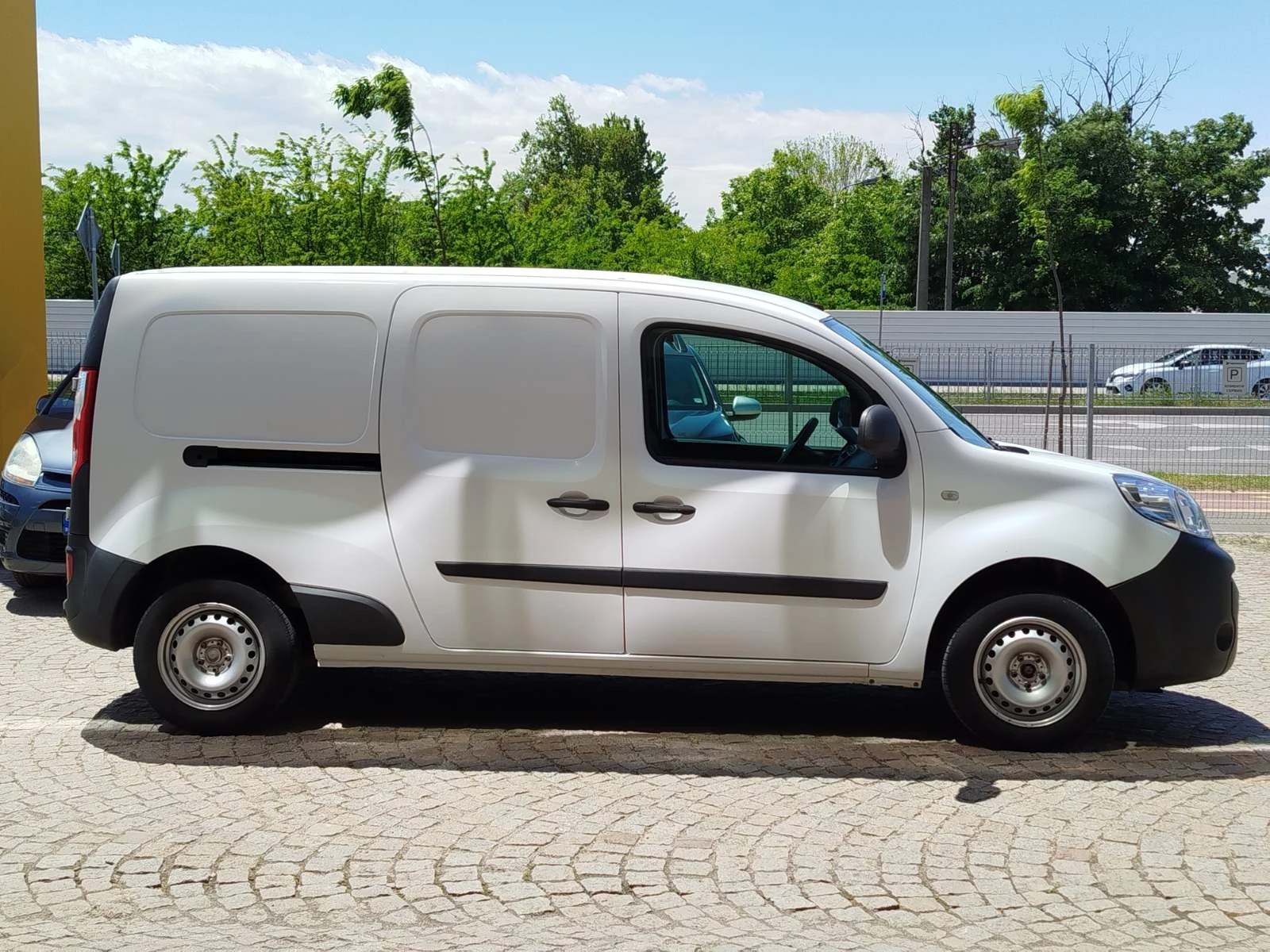 Renault Kangoo MAXI 1.5dCi/95�.�. | Mobile.bg � ����������� 8