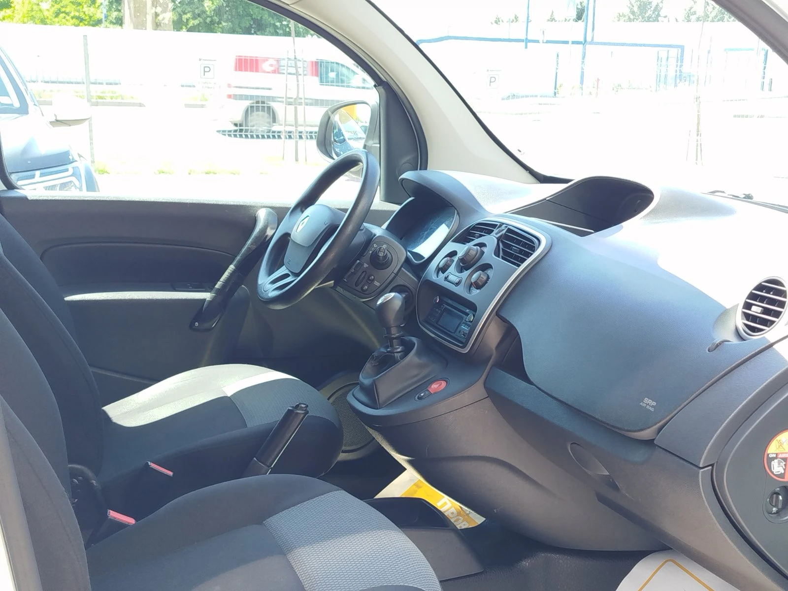 Renault Kangoo MAXI 1.5dCi/95�.�. | Mobile.bg � ����������� 12