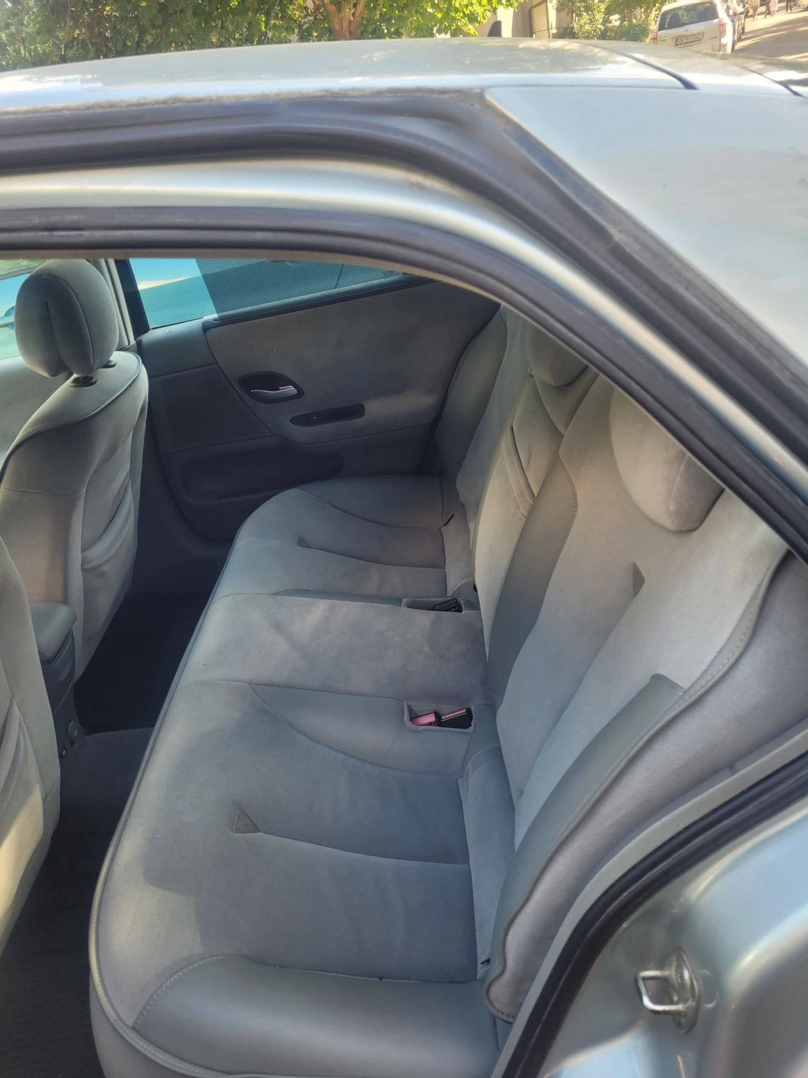 Renault Laguna 1.8i, снимка 8 - Автомобили и джипове - 54961997