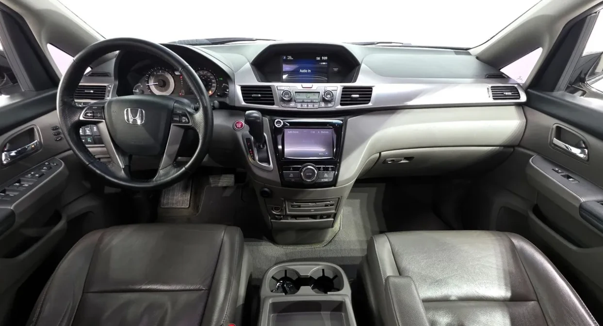 Honda Odyssey 3.5 Бензин, снимка 3 - Автомобили и джипове - 54999250