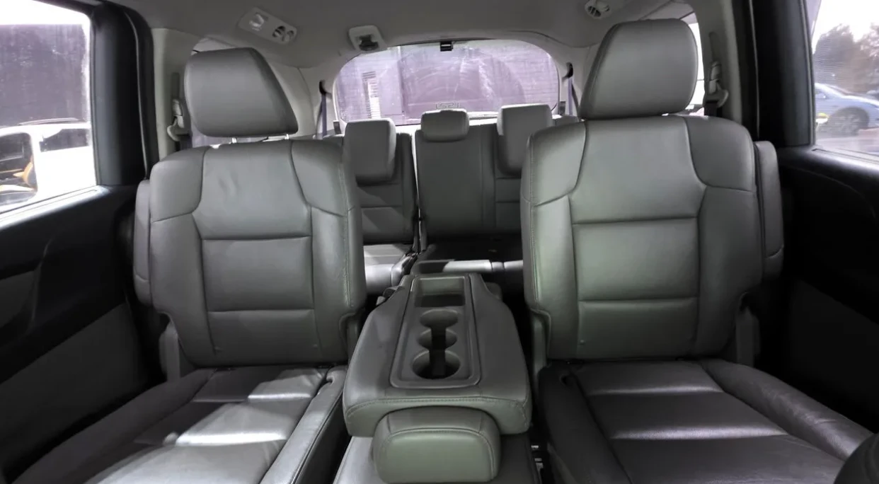 Honda Odyssey 3.5 Бензин, снимка 13 - Автомобили и джипове - 54999250