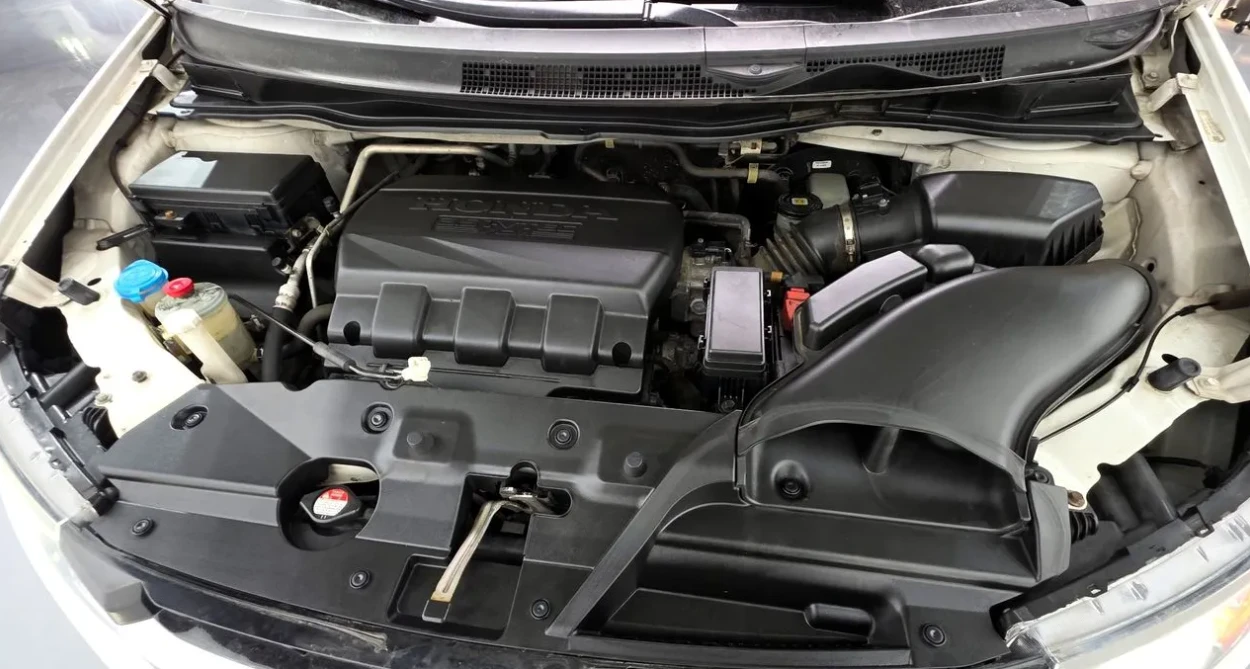 Honda Odyssey 3.5 Бензин, снимка 14 - Автомобили и джипове - 54999250