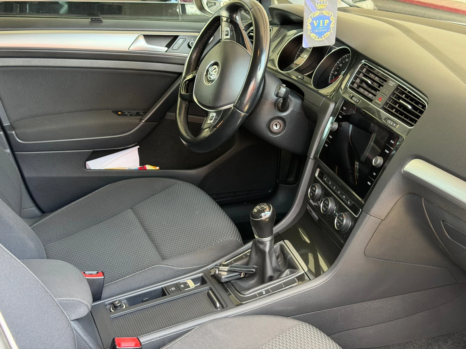 VW Golf 140хил БГ, снимка 17 - Автомобили и джипове - 55302888