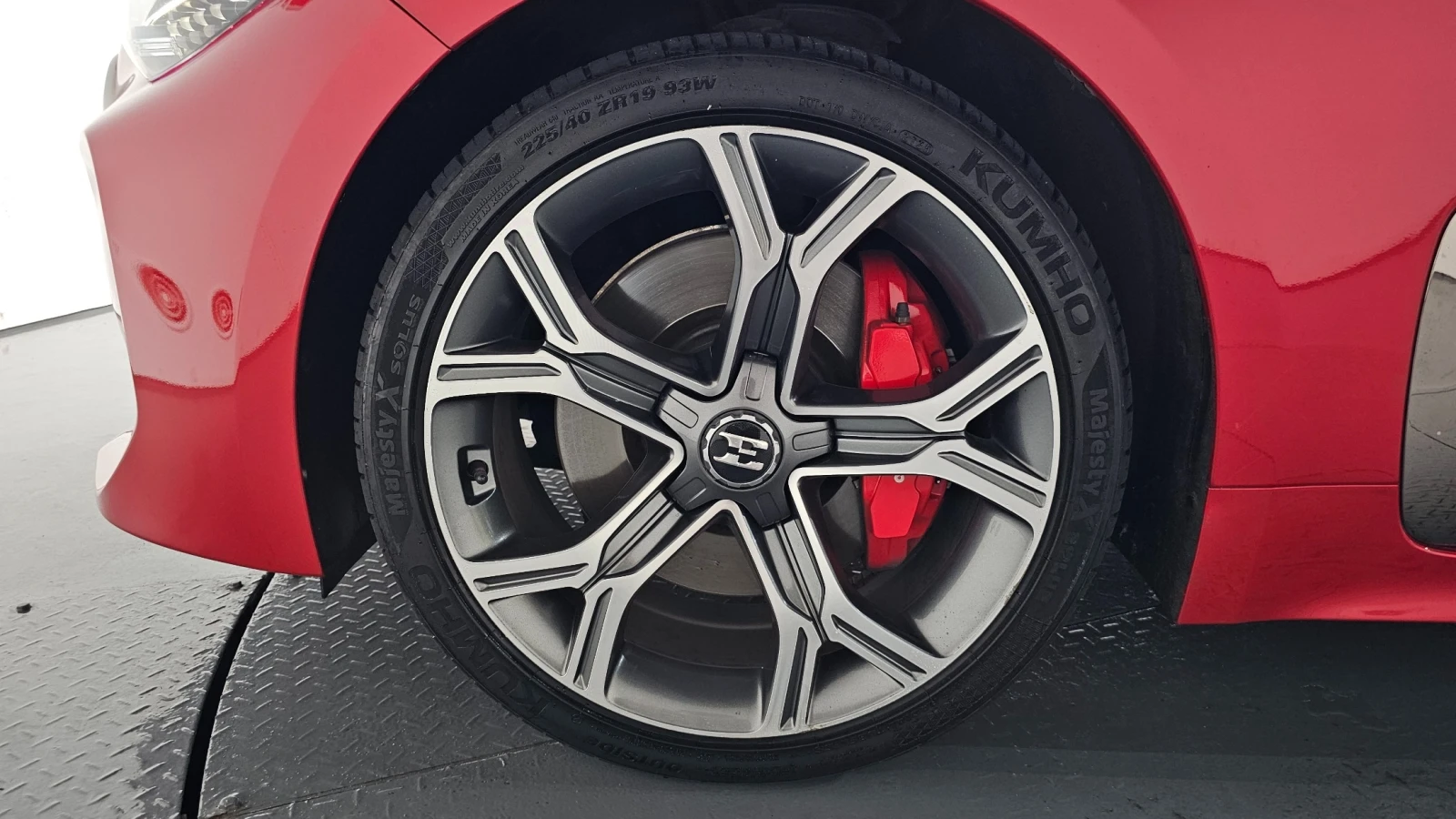 Kia Stinger * ��������� * 360 ������ * ��������� * LANE ASSIST | Mobile.bg � ����������� 6