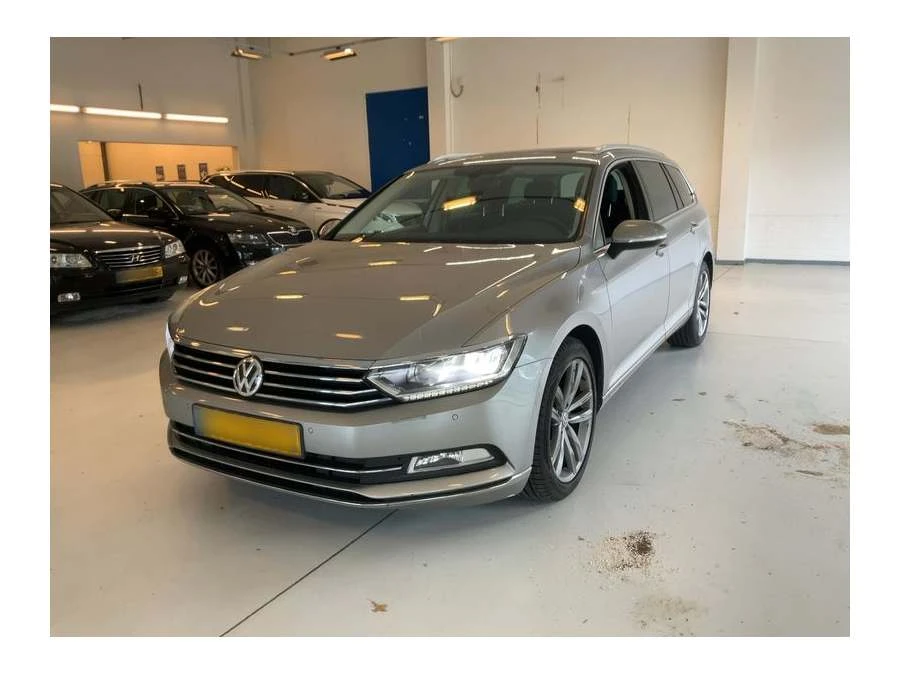 VW Passat Passat 1.6 TDI Carat BlueMotion Tech
