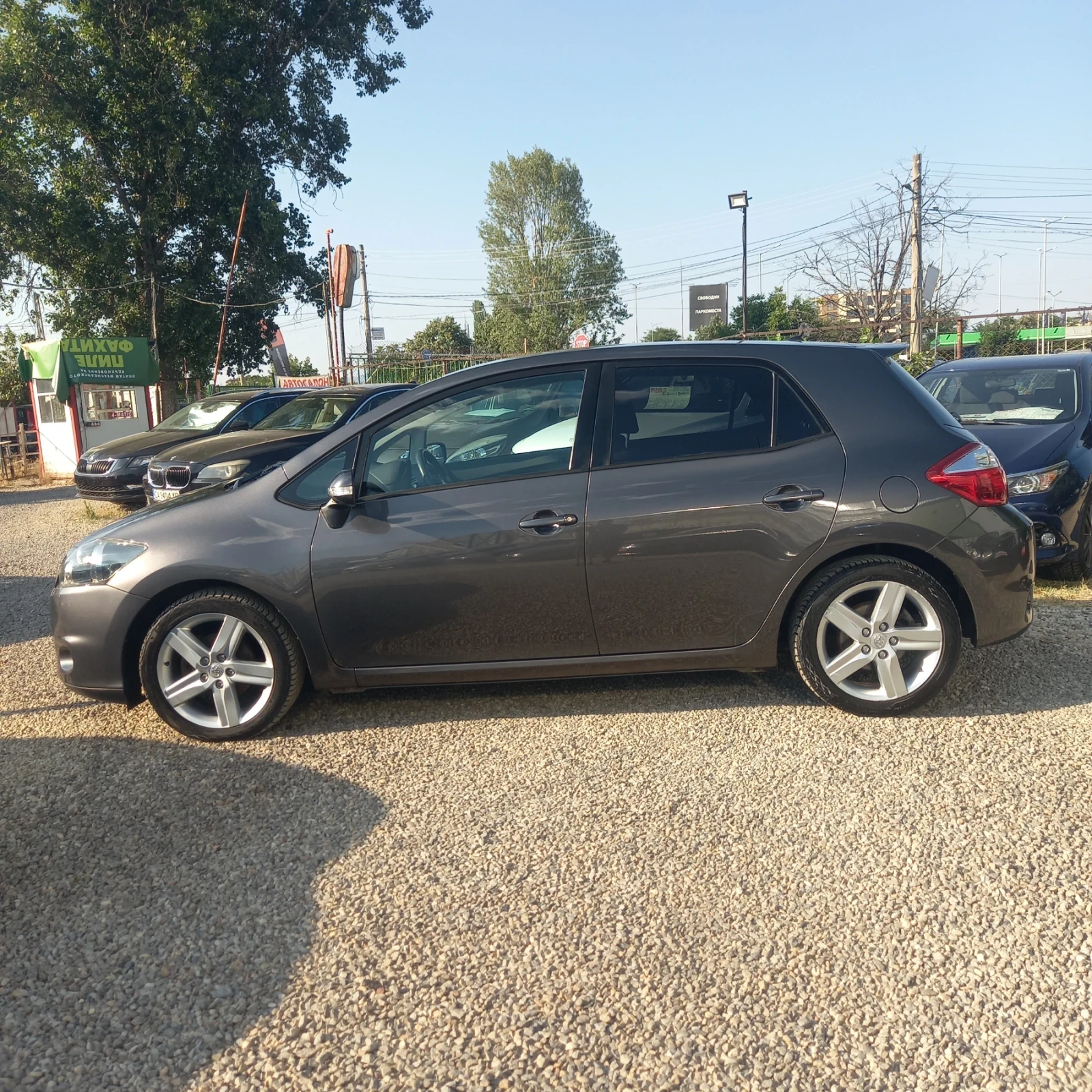 Toyota Auris 1.6/132/105000  ��.���������  ���� | Mobile.bg � ����������� 8