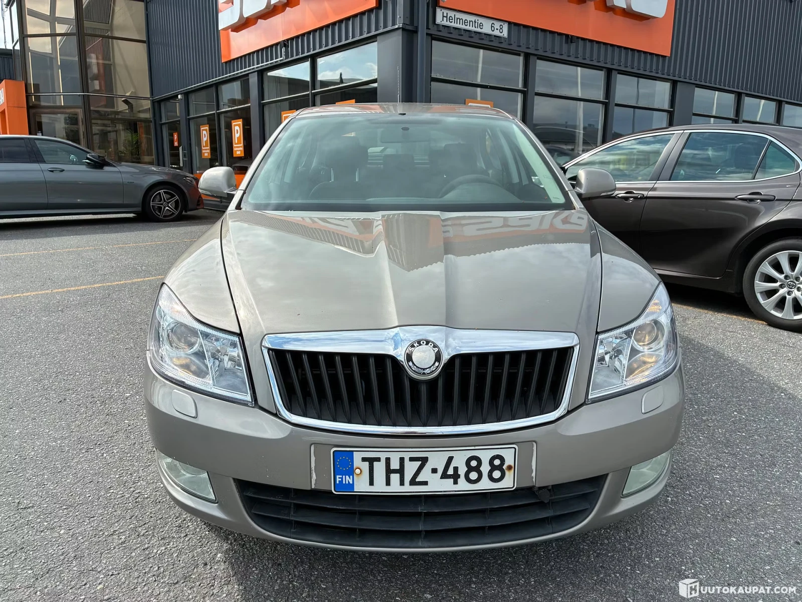 Skoda Octavia 1.6 diesel, снимка 4 - Автомобили и джипове - 55494255