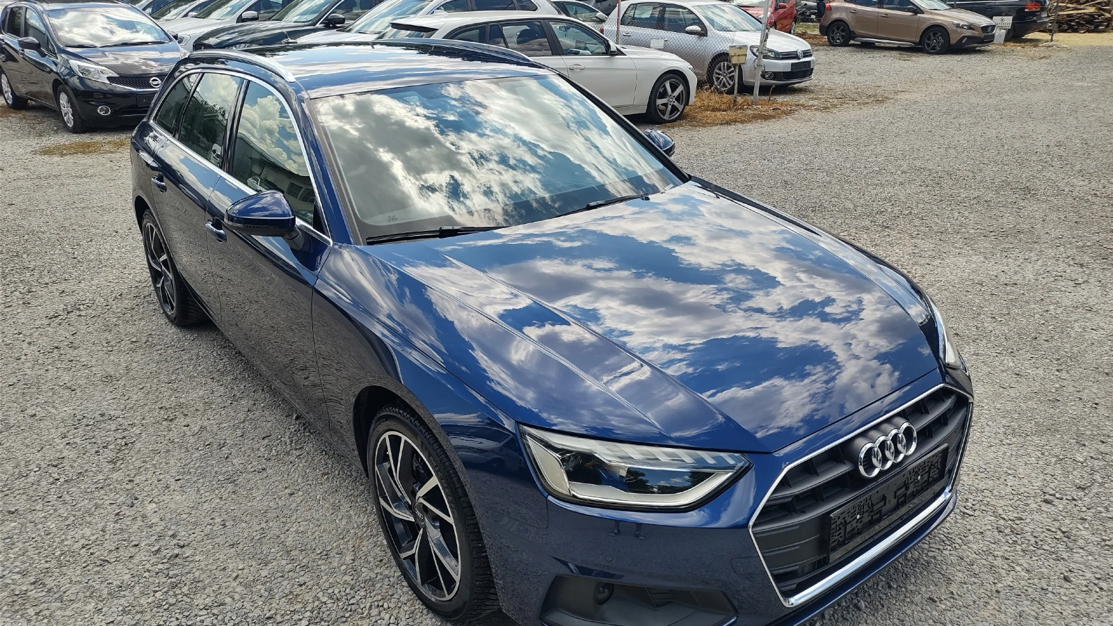 Audi A4 MILDHIBRID/DISTRONIK/MATRIX/360 camera, снимка 8 - Автомобили и джипове - 55875127