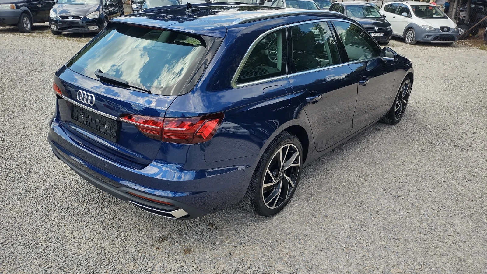 Audi A4 MILDHIBRID/DISTRONIK/MATRIX/360 camera, снимка 6 - Автомобили и джипове - 55875127