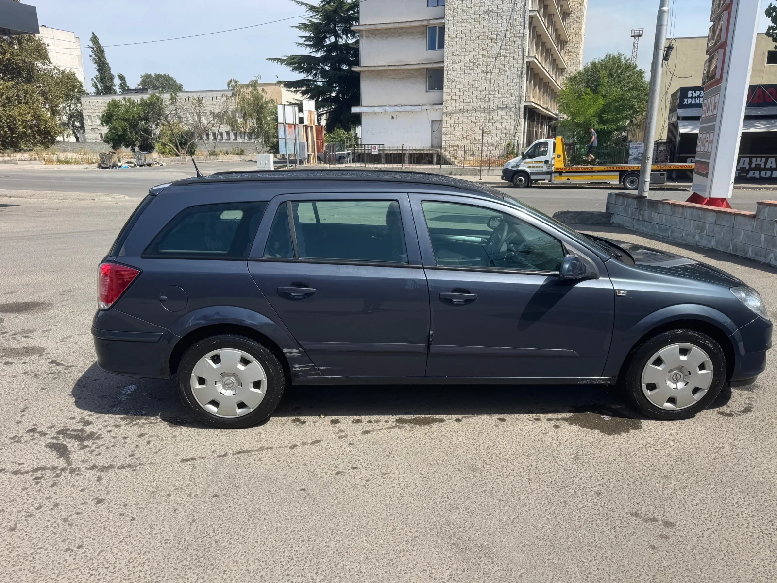Opel Astra 1.4 i, снимка 10 - Автомобили и джипове - 55875088