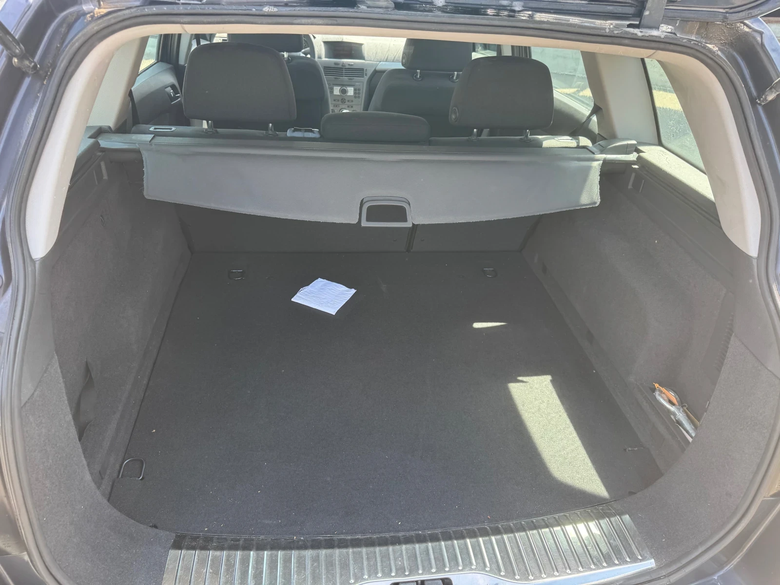 Opel Astra 1.4 i, снимка 15 - Автомобили и джипове - 55875088