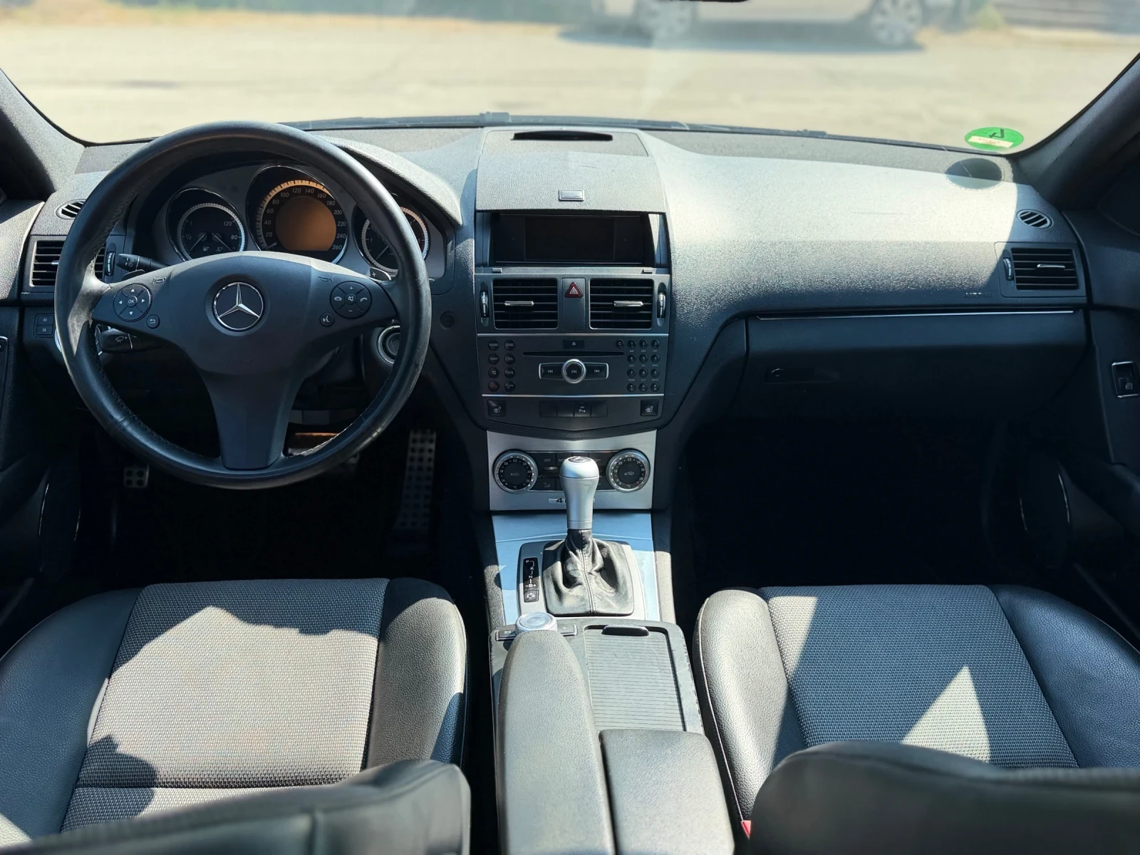 Mercedes-Benz C 350 AMG LINE, снимка 8 - Автомобили и джипове - 56002267