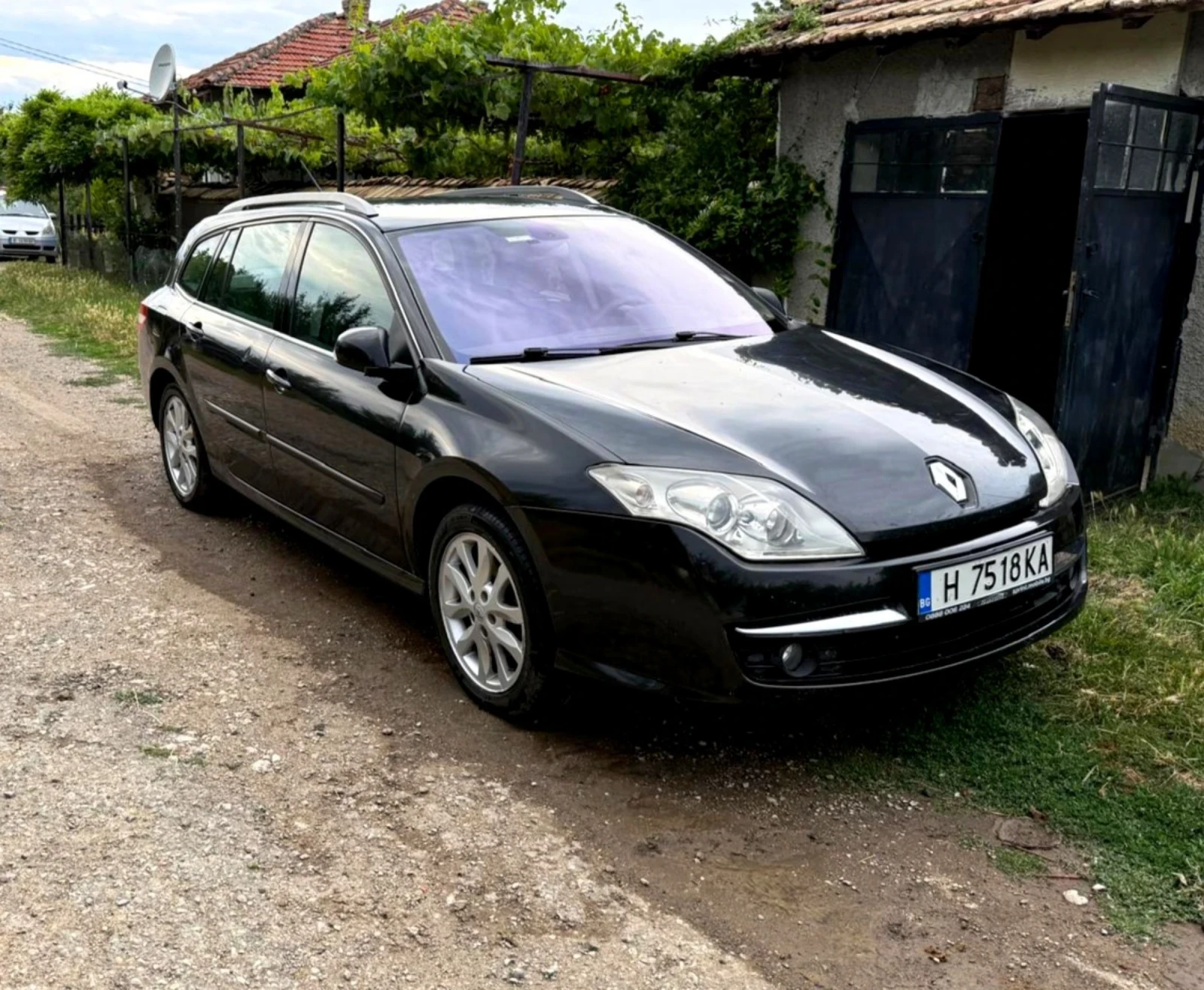 Renault Laguna 2DCI 150hp, снимка 3 - Автомобили и джипове - 56010238