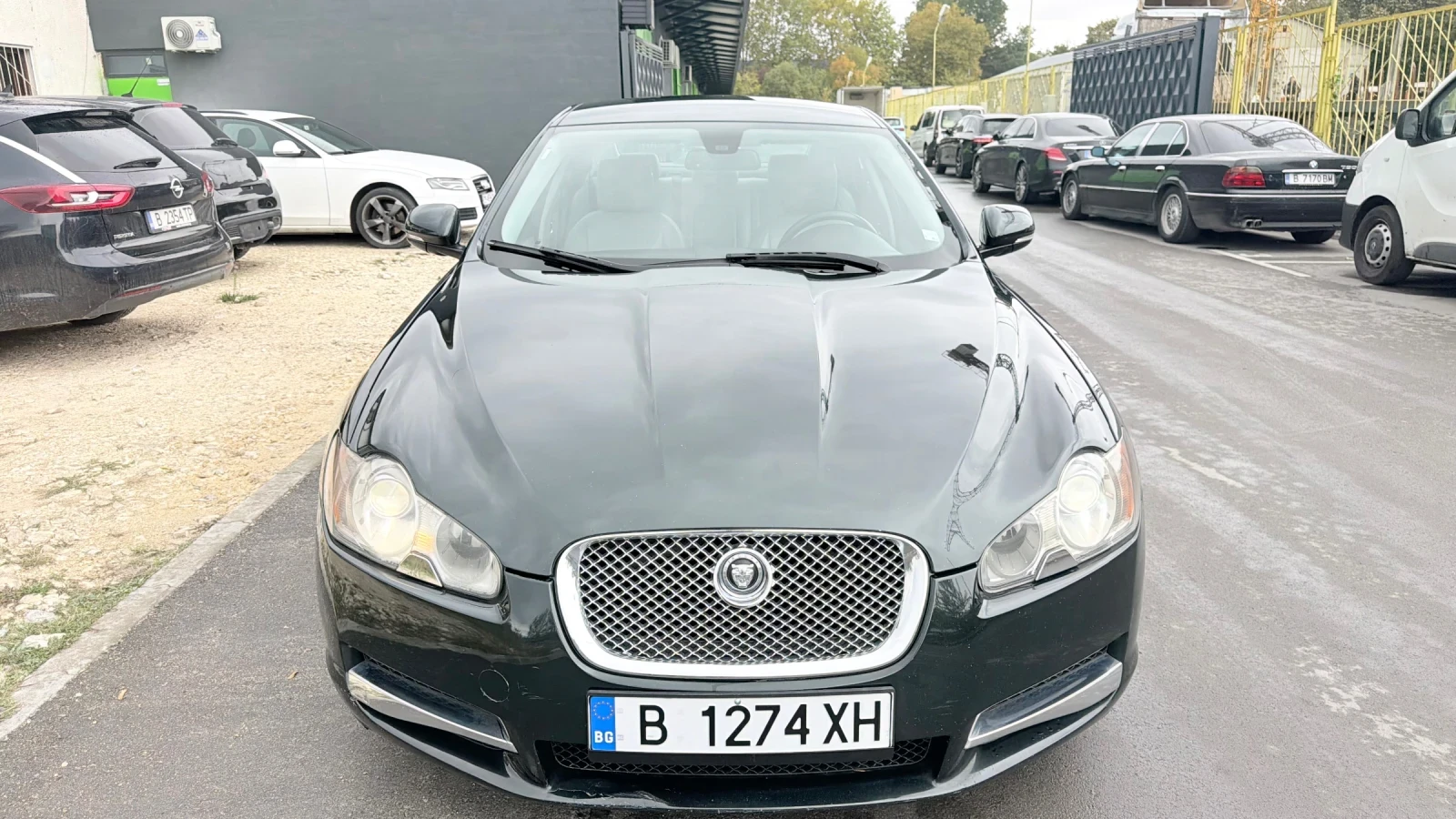 Jaguar Xf 3.0d автомат, снимка 2 - Автомобили и джипове - 56498491