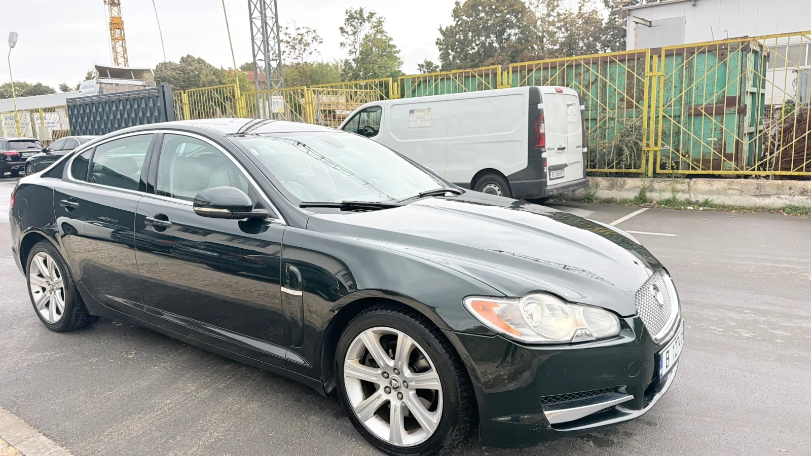 Jaguar Xf 3.0d автомат, снимка 4 - Автомобили и джипове - 56498491