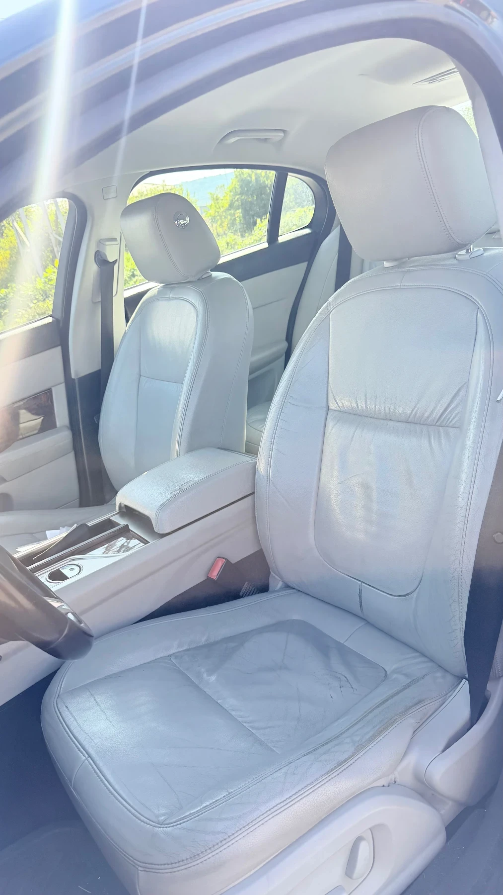 Jaguar Xf 3.0d автомат, снимка 11 - Автомобили и джипове - 56498491