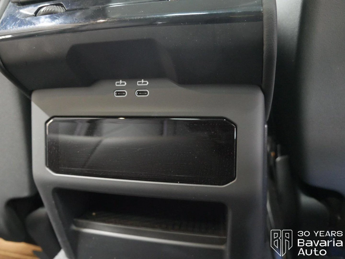 BMW 550 e xDrive Touring Steptronic, снимка 13 - Автомобили и джипове - 56506186