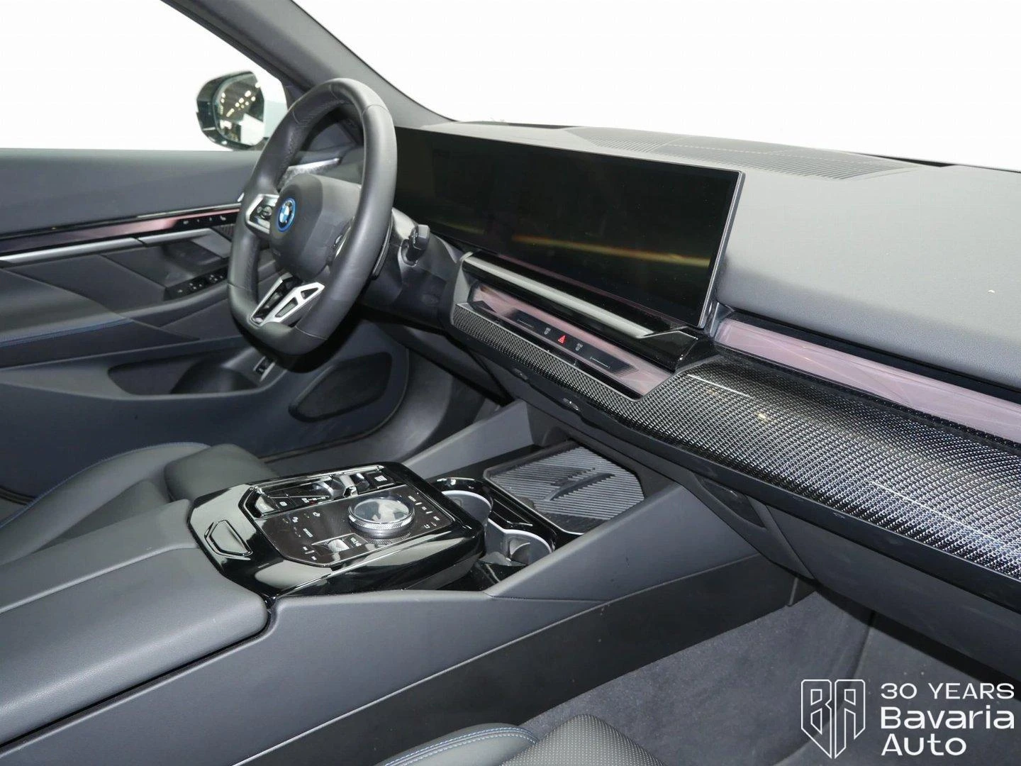 BMW 550 e xDrive Touring Steptronic, снимка 7 - Автомобили и джипове - 56506186