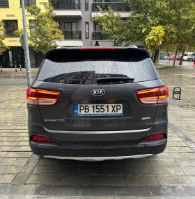 Kia Sorento 2.2 CRDI/4X4, снимка 4