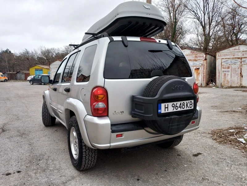 Jeep Cherokee Limited 2.8 150 Automat, снимка 7 - Автомобили и джипове - 44356191