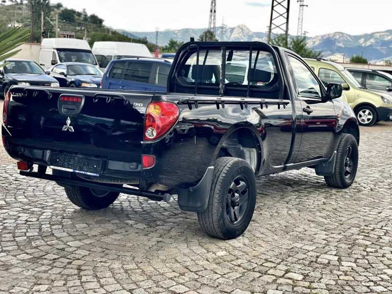 Mitsubishi L200 2.5 4х4, снимка 5 - Автомобили и джипове - 47310532