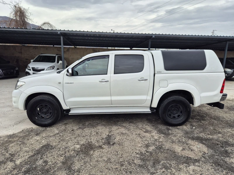 Toyota Hilux 3.0D4-D, снимка 4 - Автомобили и джипове - 49533748