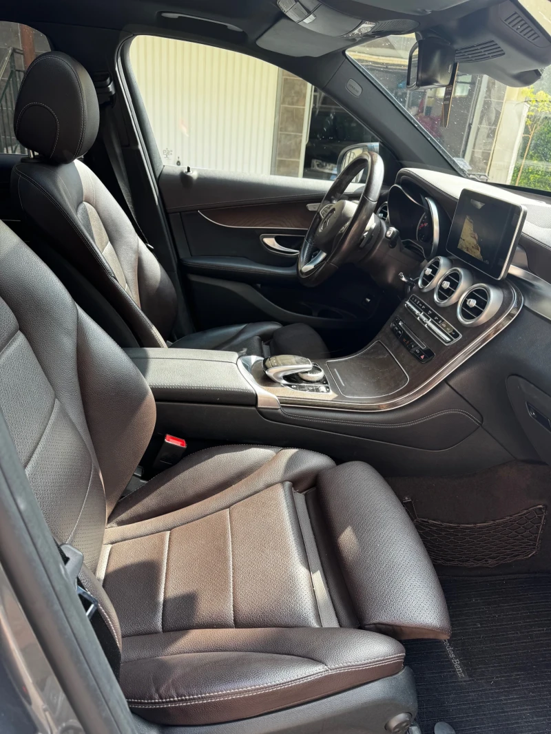 Mercedes-Benz GLC 350 E350, снимка 10 - Автомобили и джипове - 51405160