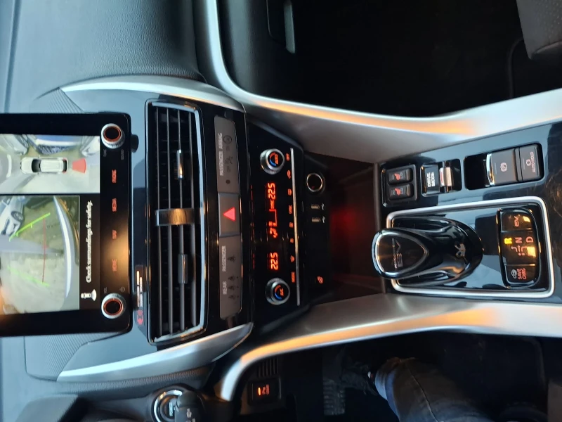 Mitsubishi Eclipse Cross 2.4 PHEV ФУЛЛ, снимка 15 - Автомобили и джипове - 52991874
