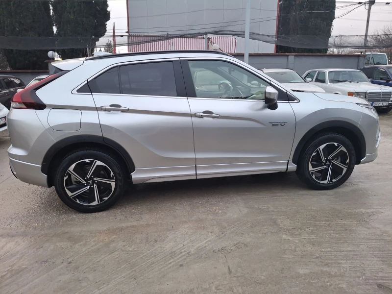 Mitsubishi Eclipse Cross 2.4 PHEV ФУЛЛ, снимка 9 - Автомобили и джипове - 52991874