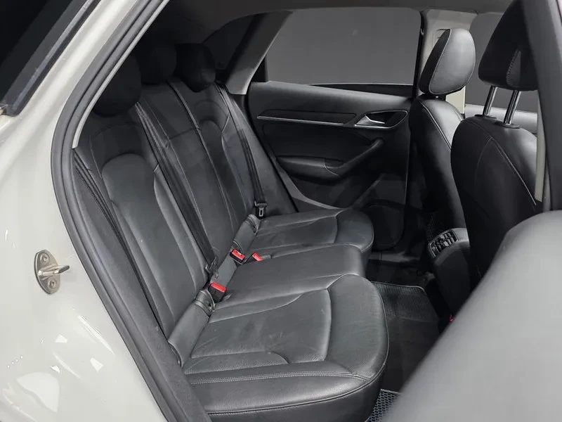 Audi Q3 2.0 TDI Quattro - САМО 30% АВАНС, снимка 12 - Автомобили и джипове - 56066425