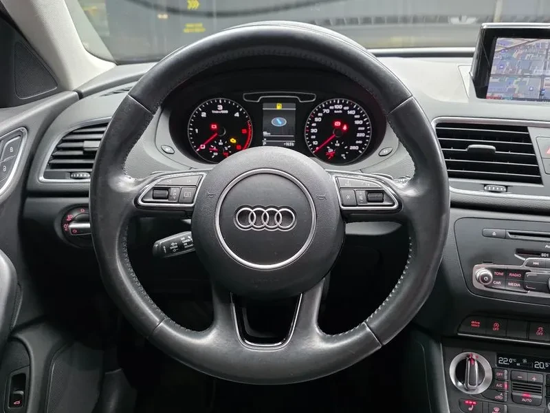 Audi Q3 2.0 TDI Quattro - САМО 30% АВАНС, снимка 13 - Автомобили и джипове - 56066425