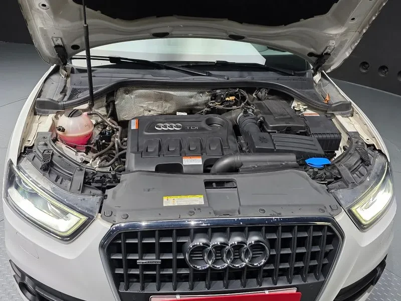 Audi Q3 2.0 TDI Quattro - САМО 30% АВАНС, снимка 6 - Автомобили и джипове - 56066425