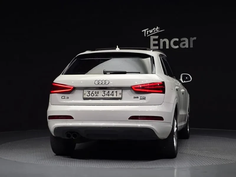 Audi Q3 2.0 TDI Quattro - САМО 30% АВАНС, снимка 4 - Автомобили и джипове - 56066425