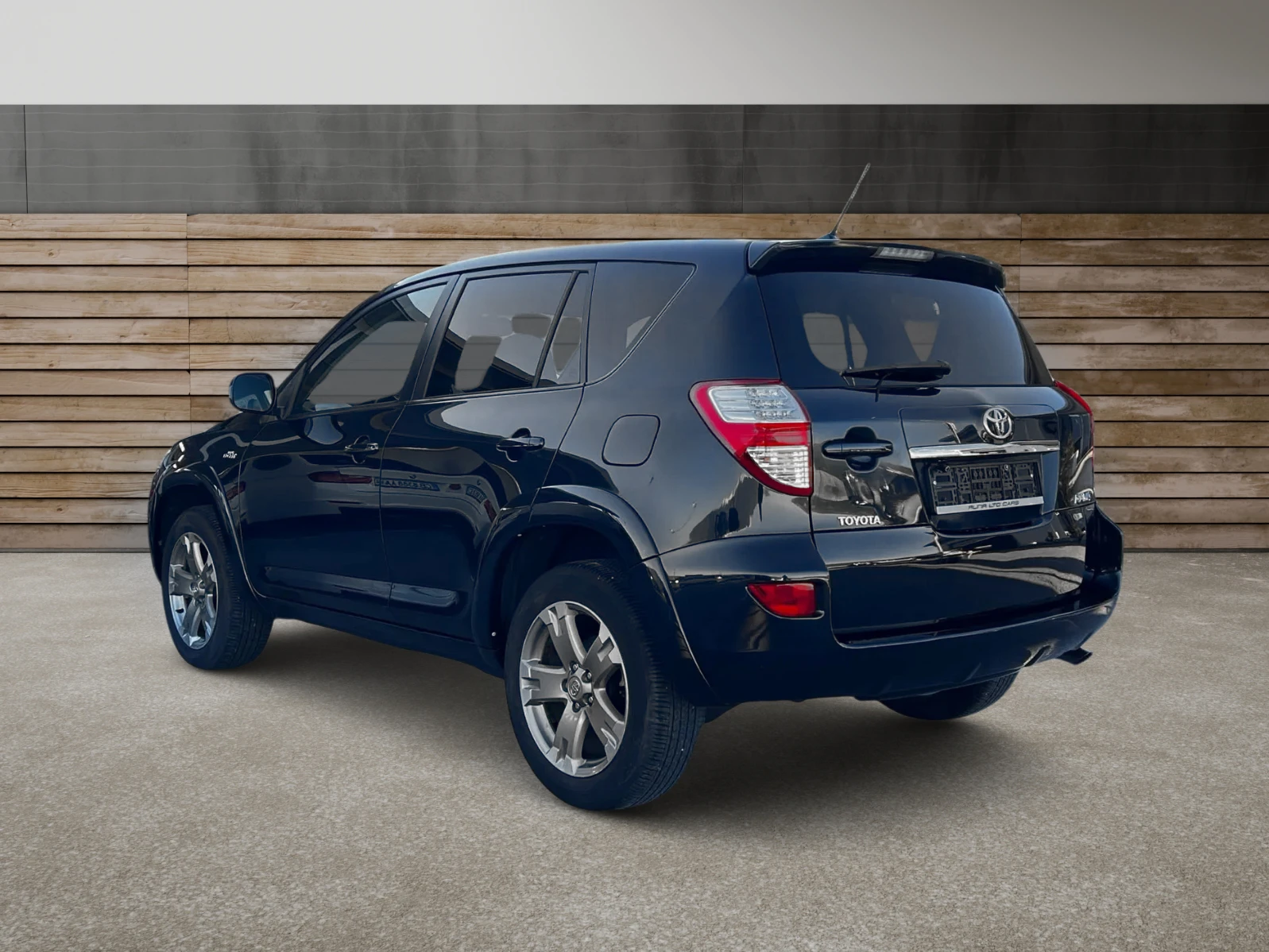 Toyota Rav4 2.2d4d Crossover Навигация Камера Подгрев Кожа - изображение 6
