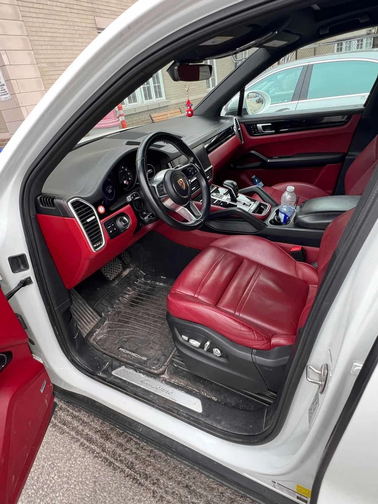 Porsche Cayenne * AWD * CARFAX * ЦЕНА ДО БГ, снимка 7 - Автомобили и джипове - 54009009