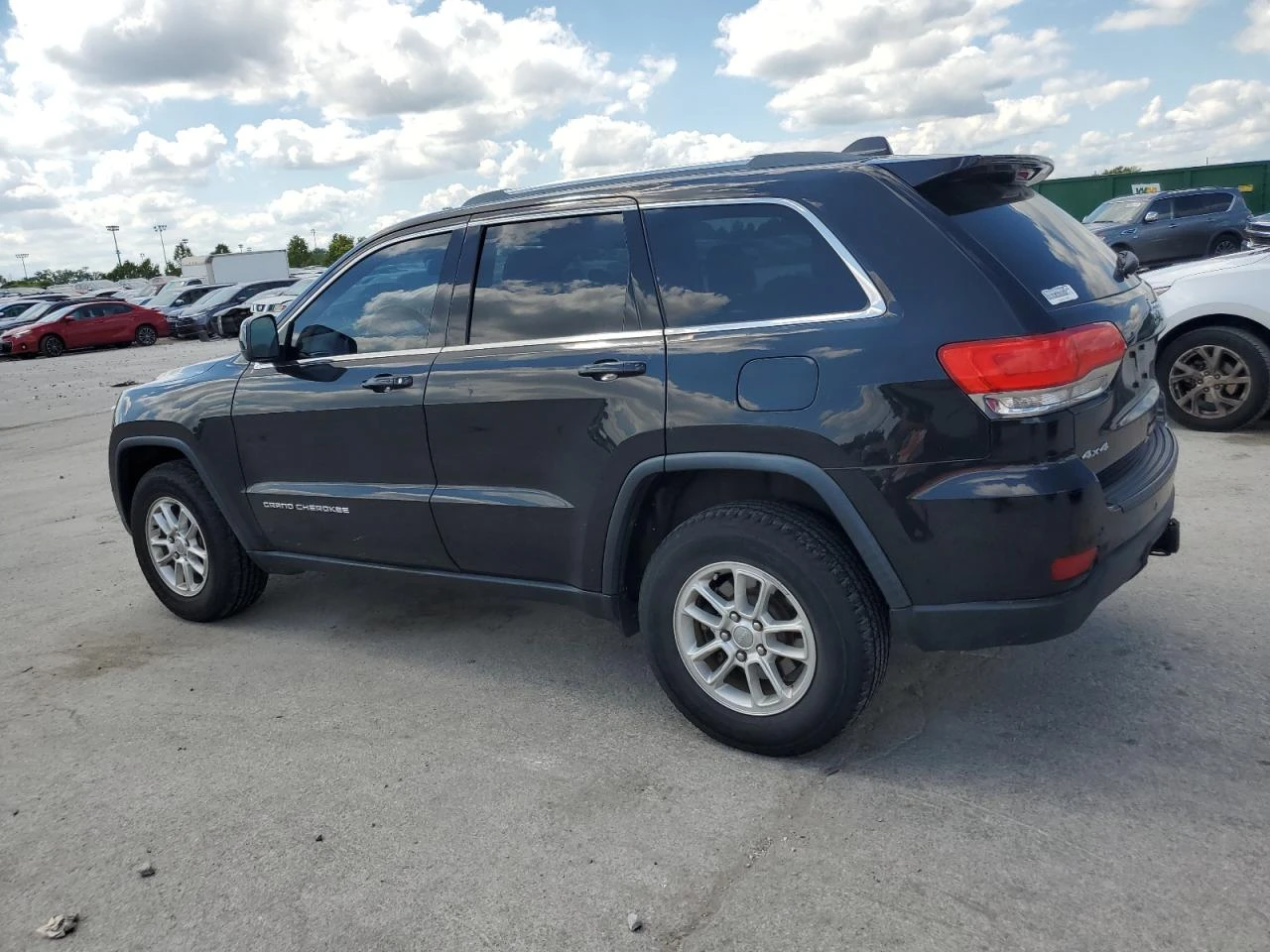 Jeep Grand cherokee 3.6l Laredo, снимка 2 - Автомобили и джипове - 54323886