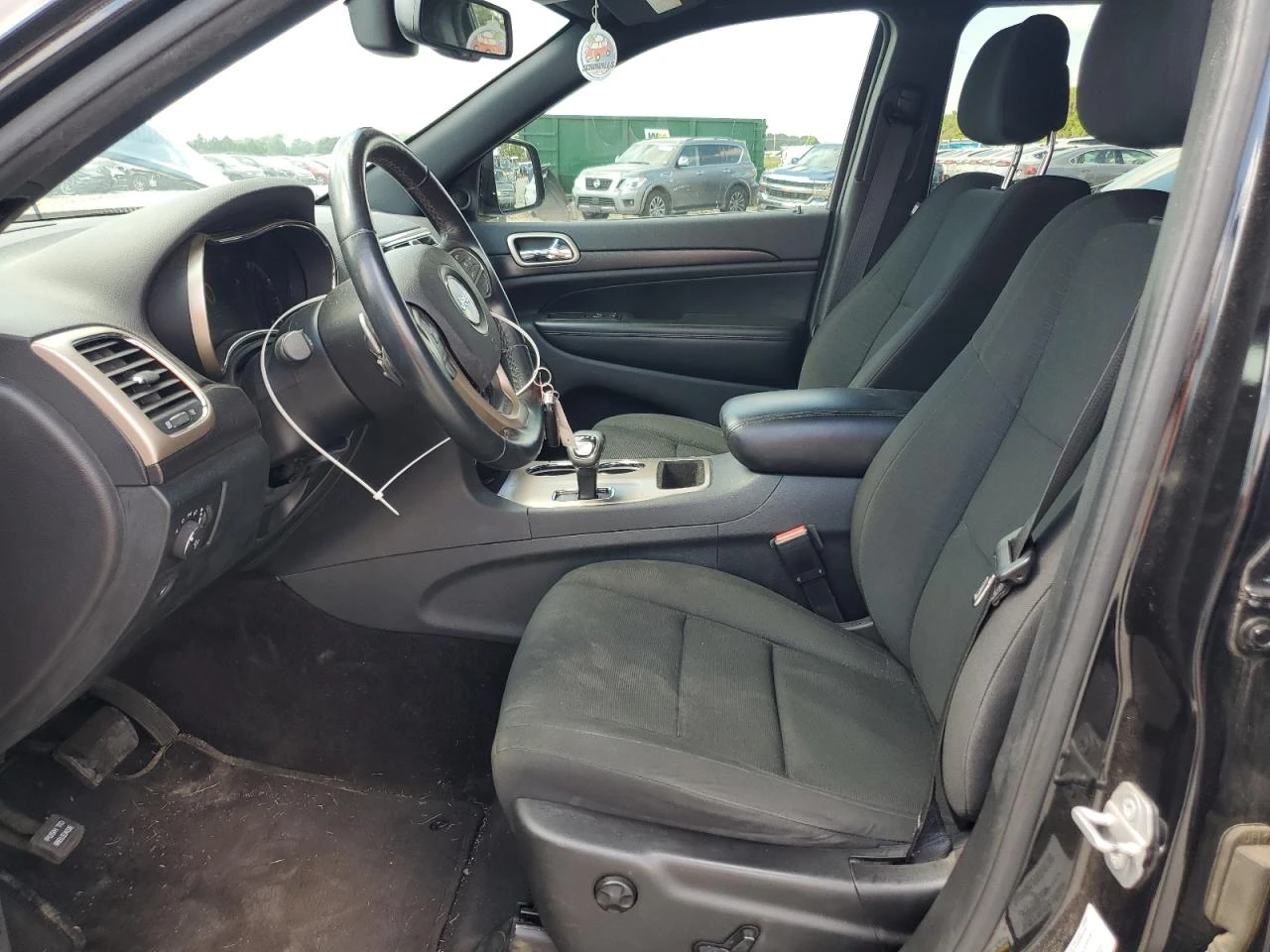 Jeep Grand cherokee 3.6l Laredo, снимка 7 - Автомобили и джипове - 54323886