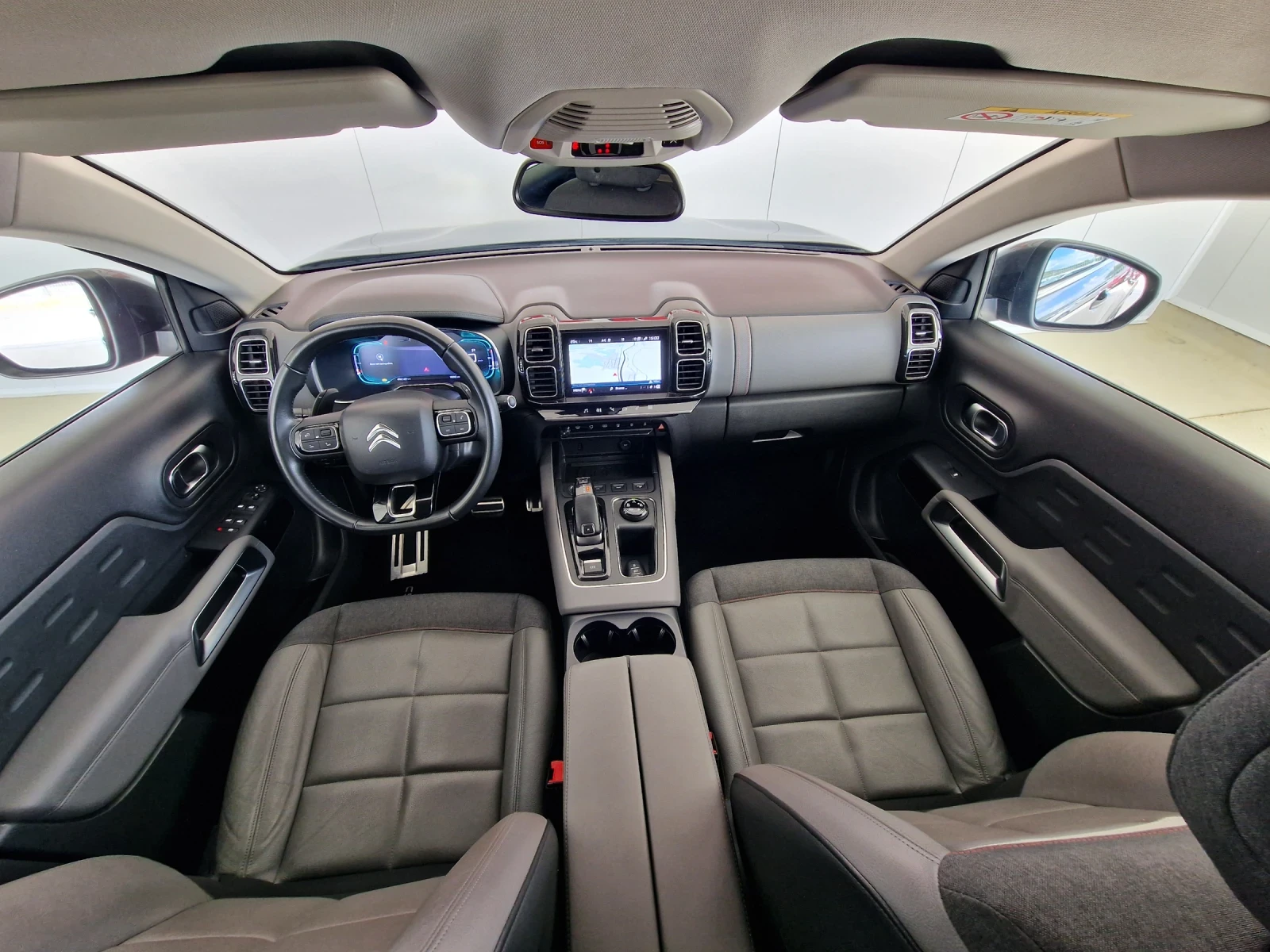 Citroen C5 Aircross 1.5 131kc SHINE TOP, снимка 13 - Автомобили и джипове - 55265499