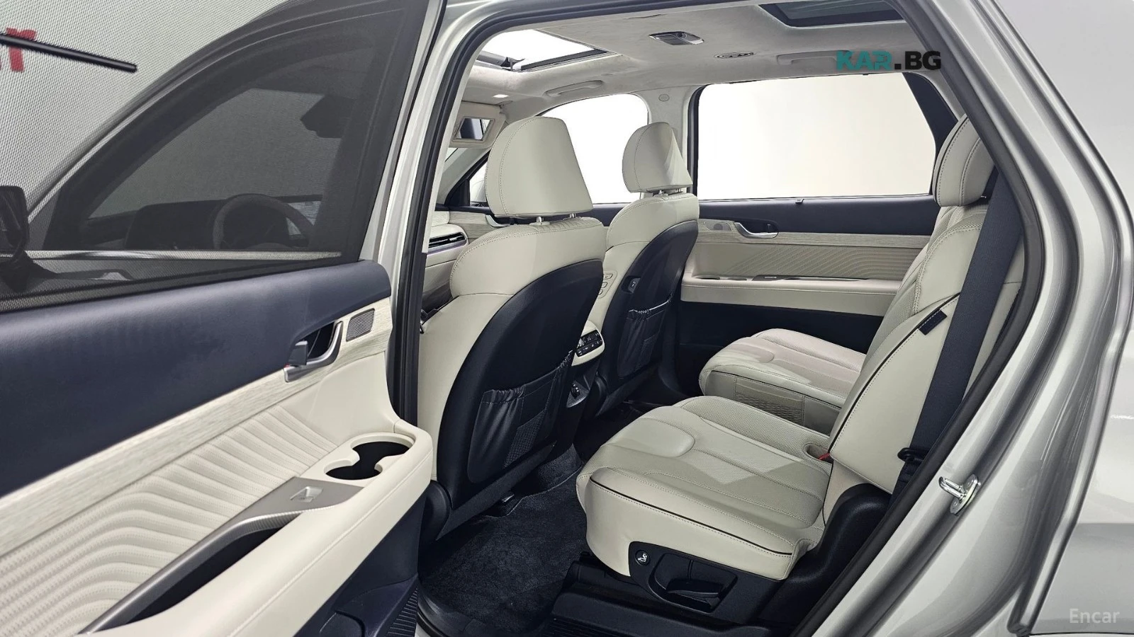 Hyundai Palisade 3.8 4WD Calligraphy* HUD* 360* МАСАЖИ* ПАНО, снимка 10 - Автомобили и джипове - 55900120
