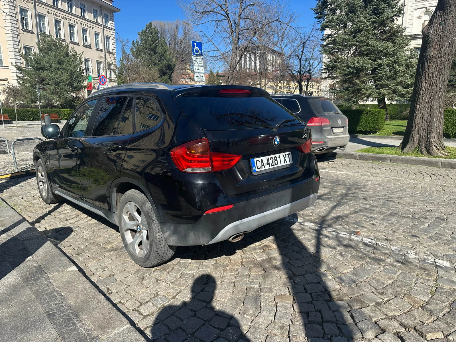 BMW X1 4x4 с Android навигация с камера, сменени вериги, снимка 3 - Автомобили и джипове - 56224930
