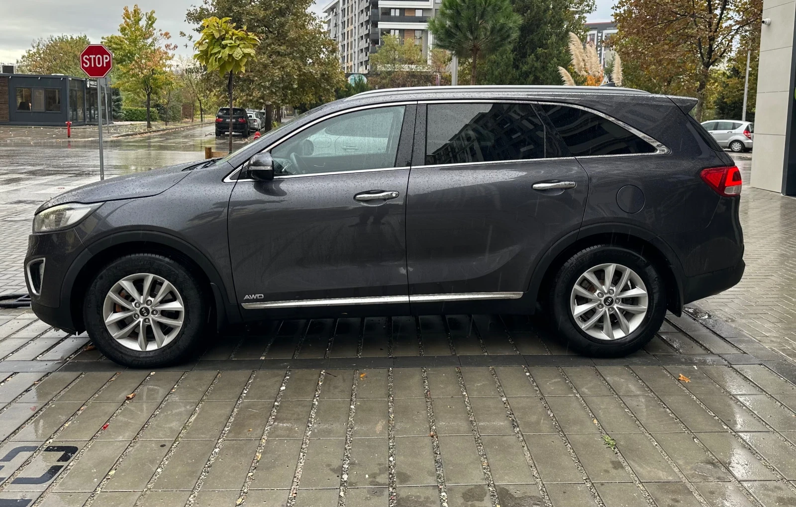 Kia Sorento 2.2 CRDI/4X4, снимка 6 - Автомобили и джипове - 56708667
