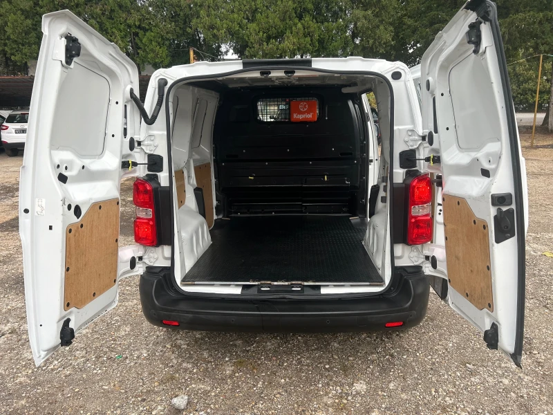 Toyota Proace ТОП СЪСТОЯНИЕ-КОЖА-КАМЕРА-ИТАЛИЯ!, снимка 17 - Бусове и автобуси - 51948484