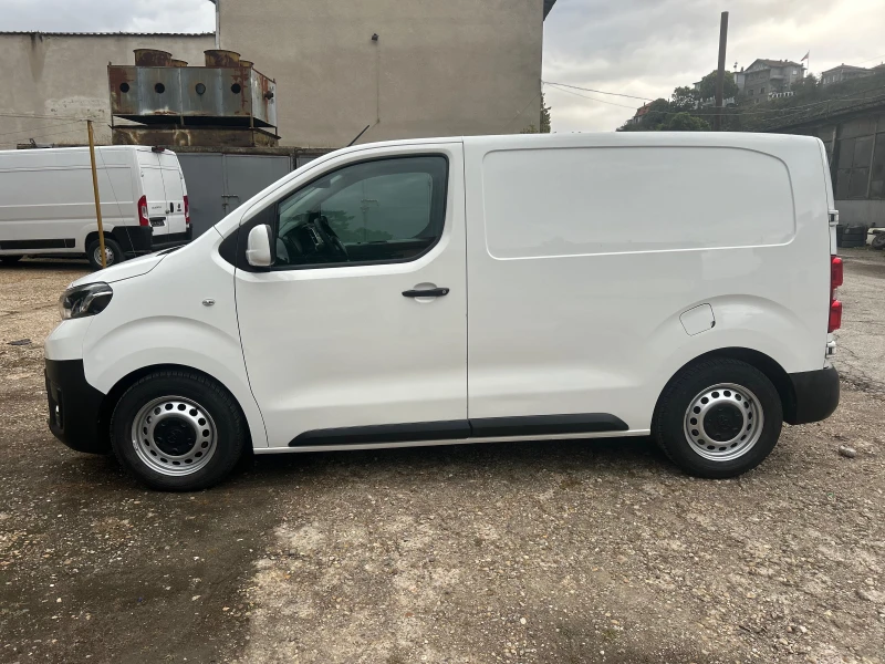 Toyota Proace ТОП СЪСТОЯНИЕ-КОЖА-КАМЕРА-ИТАЛИЯ!, снимка 11 - Бусове и автобуси - 51948484