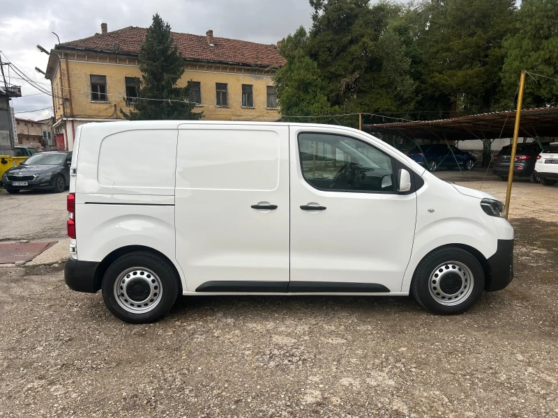 Toyota Proace ТОП СЪСТОЯНИЕ-КОЖА-КАМЕРА-ИТАЛИЯ!, снимка 12 - Бусове и автобуси - 51948484