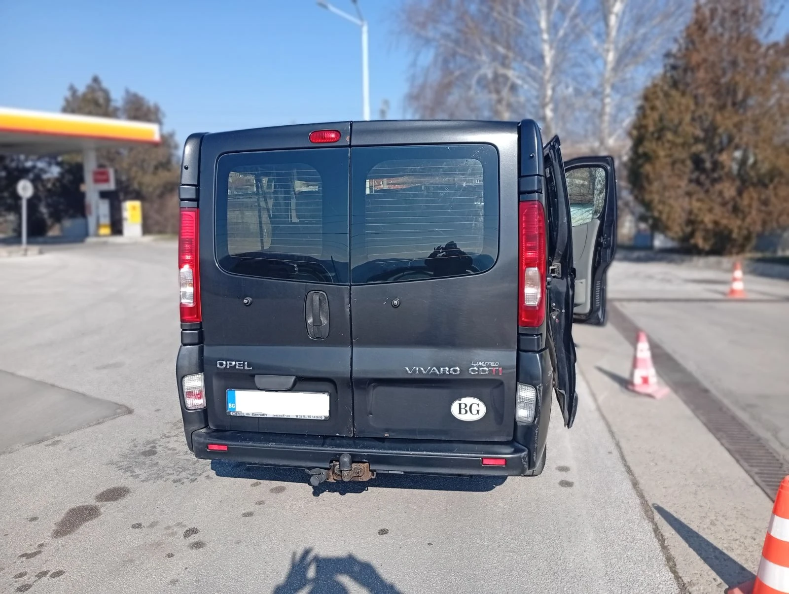 Opel Vivaro 2, 0 CDTI - изображение 4